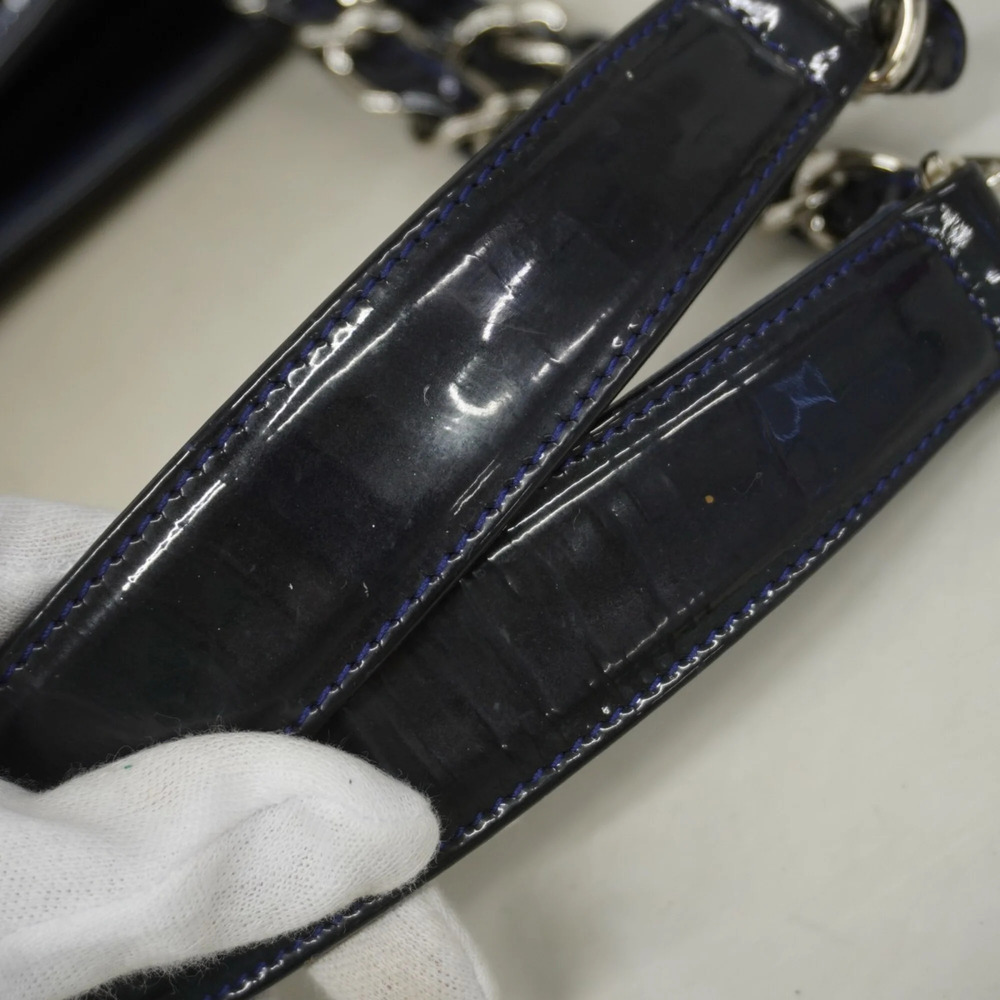 CHANEL Blue Leather Tote Bag - Picture 9 of 11